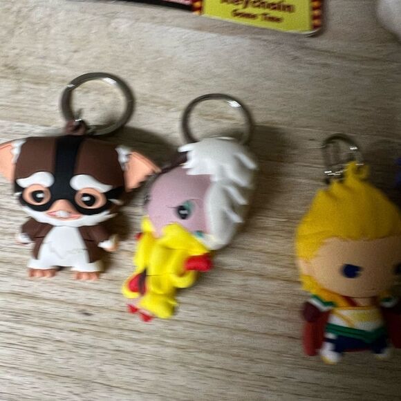 Keys chains assorted lot - Picture 2 of 7